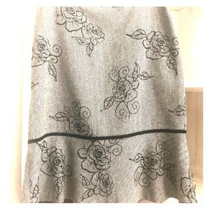 White House Black Market skirt